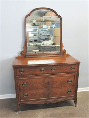 Vintage 3 Drawer Dresser with Mirror
