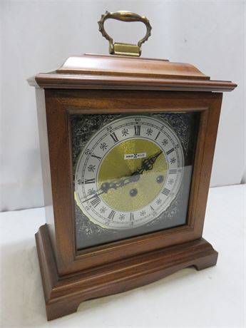 HOWARD MILLER Mantel Clock