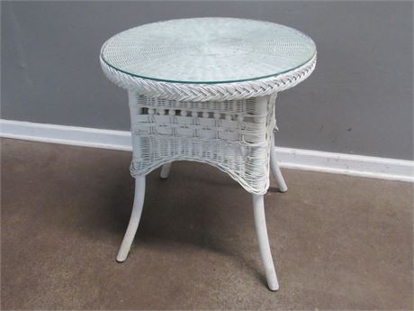 Round White Wicker Side Table