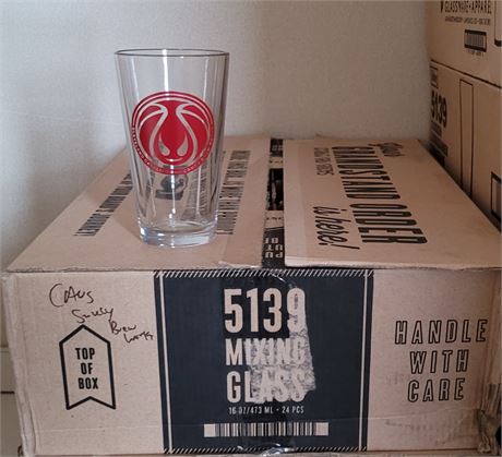 Cleveland Cavaliers New in Box set of 21 unused Saucy Brew Works Glasses