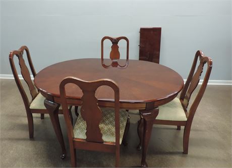 Vintage Cherry Dining Table / Four Chairs