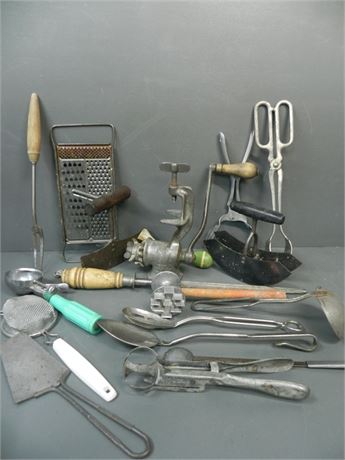 Transitional Design Online Auctions - Antique Tools & Kitchen Supplies ...