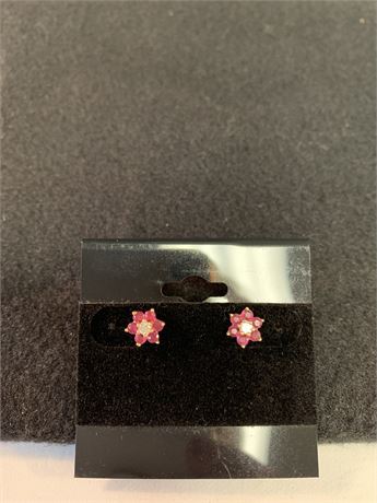 Gorgeous 14kt Ruby Diamond Earrings