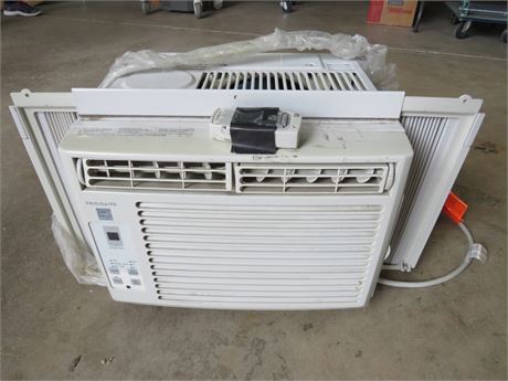 FRIGIDAIRE Room Air Conditioner