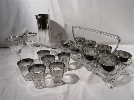 Mid Century Set of Dorothy Thorpe Style Silver Fade Rim Glasses and Decanter