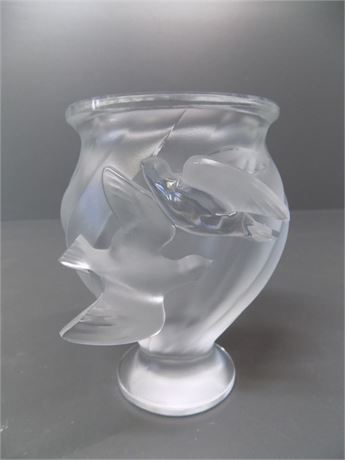Lalique Frosted ROSINE Swirl Vase