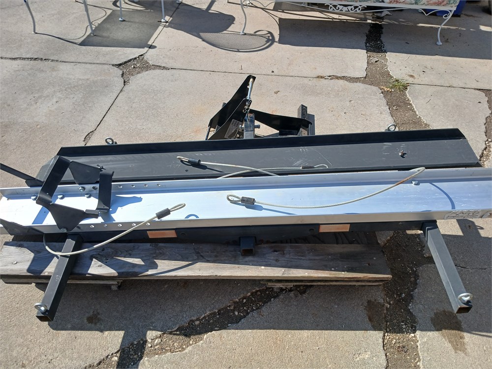 Transitional Design Online Auctions - Motorcycle Hitch Carrier With ...