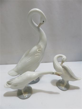 LLADRO Swan & Goose Porcelain Figurines