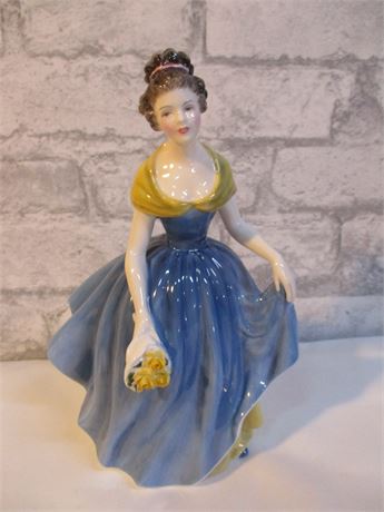 Royal Doulton Melanie HN2271 1964 Retired Figurine Great Condition