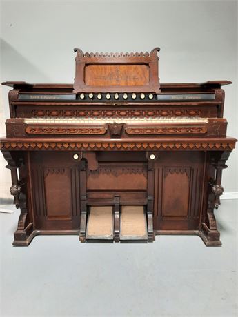 Pump Organ