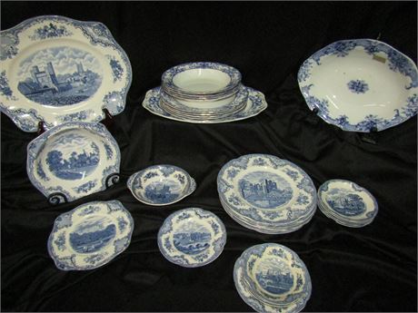 Johnson Brothers Old Britain Castles Blue Dinner China Set