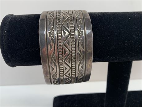 Artisan Navajo Signed Troy Laner Hallmark Sterling Silver Cuff Bracelet