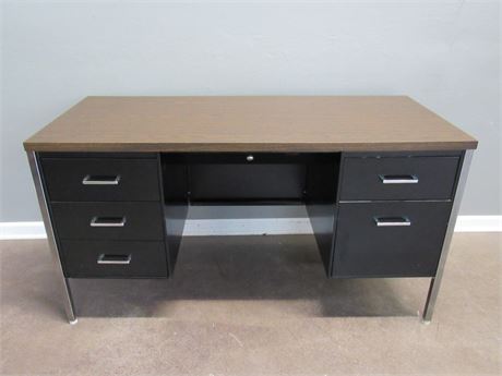Nice Metal Office Desk with Faux Wood Laminate Top
