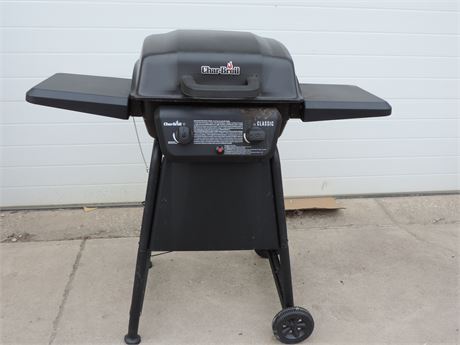 Charbroil Classic Outdoor Two Burner Grill