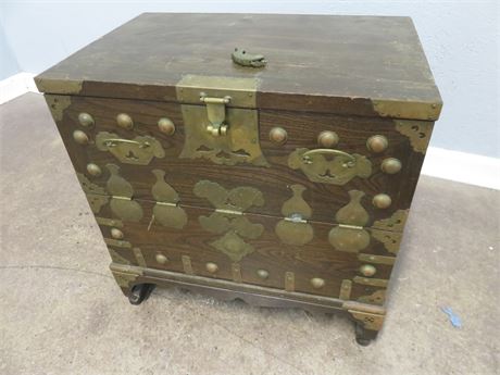 Vintage Asian Style Trunk