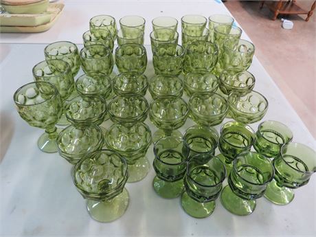 Avacado Green Thumbprint Glassware Set