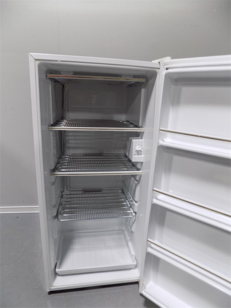 Small Kenmore Upright Freezer - Lambrecht Auction, Inc.