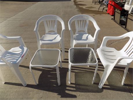 Outdoor Patio Chairs & Tables