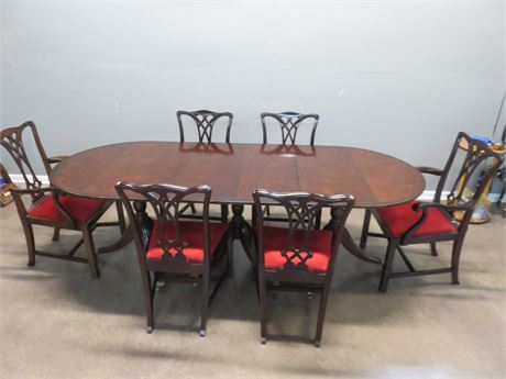Chippendale Style Dining Table Set