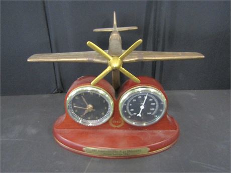 P-51 Mustang Thermometer Clock