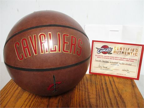 Cleveland Cavaliers Ira Newble Signed Basketball with COA