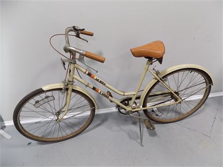 Woman's Huffy 3 Speed