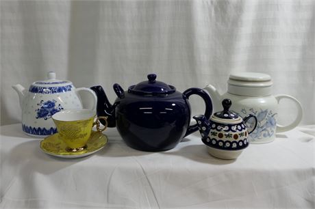 Royal Doulton / Asian / Polish Tea Pots in Blue / Enesco Tea Cup
