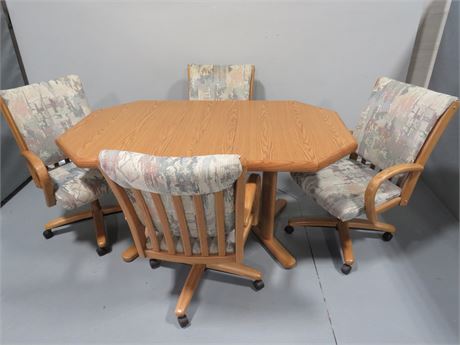 Dining Table Set Octagonal w/Chairs on Casters