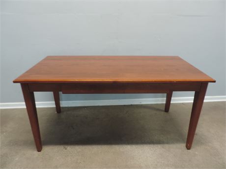 Solid Traditional Style Solid Desk