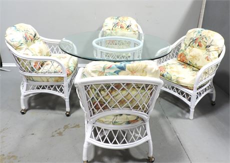 HENRY LINK Wicker Glass Top Table / 4 Rolling Chairs