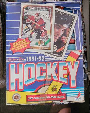 1991-92 O-PEE-CHEE Hockey Wax Box with Factory Sealed Packs