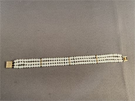 Pearl Bracelet 14Kt