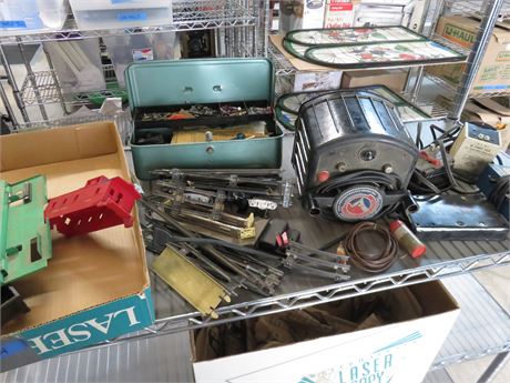 LIONEL TrainMaster Transformer & Assorted Parts