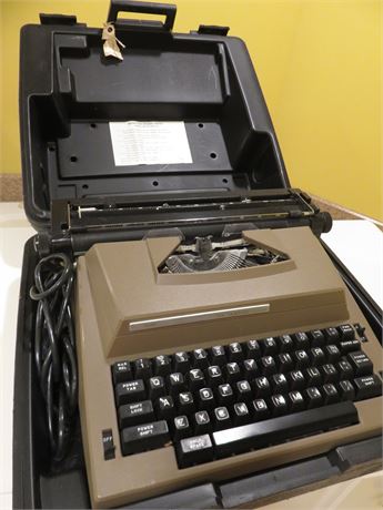 SEARS Portable Electric Typewriter "The Graduate"
