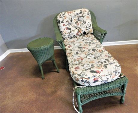 Green Synthetic Wicker Patio/Sunroom Chaise and Matching Side Table