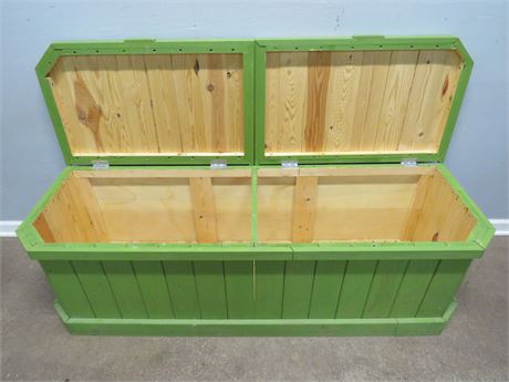 Wooden Storage Trunk Bench