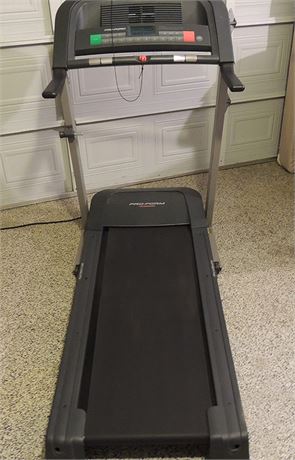 PRO-FORM 495pi Treadmill