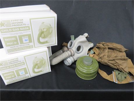 Lot of 4 EVIRSTAR PDF-D Child Gas Mask Kits - SIZE M