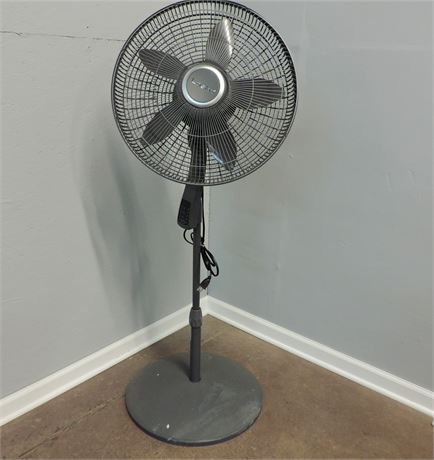 Lasko Oscillating Floor Fan with Timer and Temperature Gauge