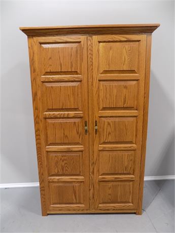 Oak Storage Dresser & Cabinet