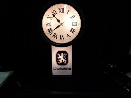 Vintage Lowenbrau Lighted Electric Wall Clock