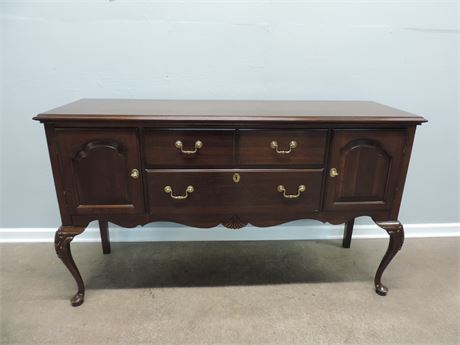 Traditional Style ETHAN ALLEN Solid Wood Buffet
