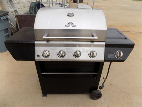 Grill Master Gas Grill