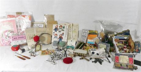 Antique & Vintage GRIFFEN Scissors, BOYE Needle Cases & Sewing Supplies Lot