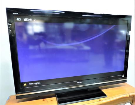 Sony LCD 52 Inch Digital TV
