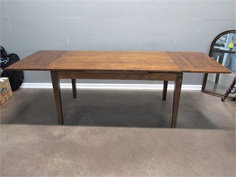 Large Rustic Style Dining Table with 2 Pull-out Leaves and 2 Dovetailed Drawers