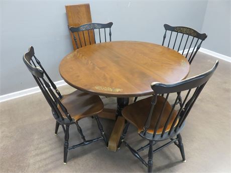 HITCHCOCK Dining Table Set