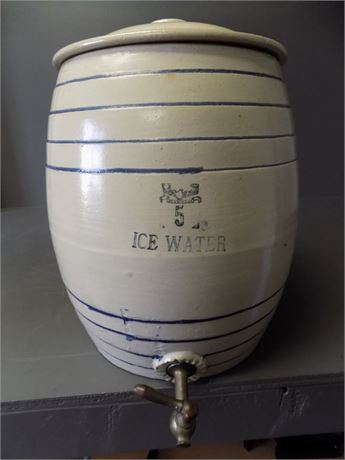 Ice Water Stoneware