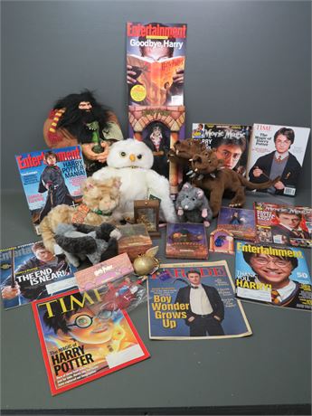 HARRY POTTER Collectibles Lot