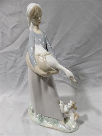 LLADRO Girl with Goose & Dog Figurine